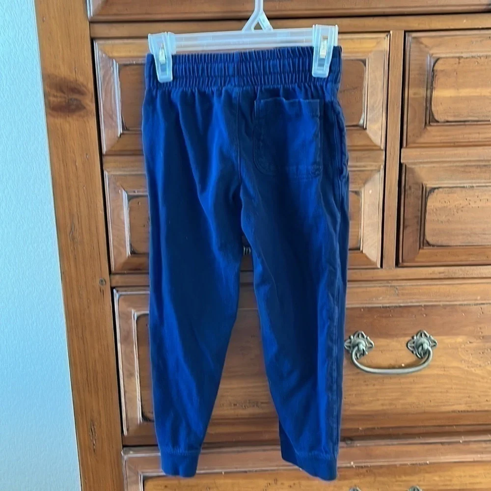 Nike navy blue sweatpants for girls, size 5/6 NWOT
